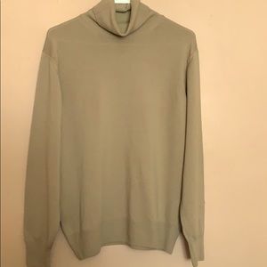 Vintage Saks Fifth Avenue Virgin Wool Turtleneck